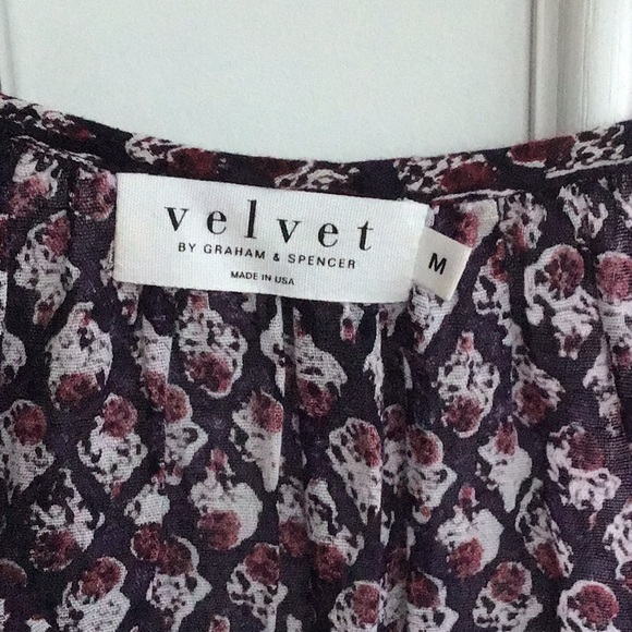 Velvet by Graham & Spencer sheer top. Size M. - Picture 5 of 5